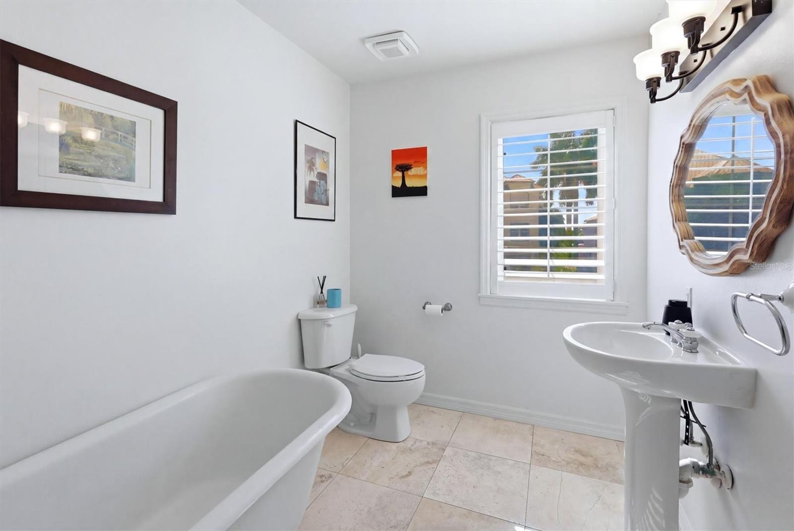 7107 HAWKS HARBOR CIR