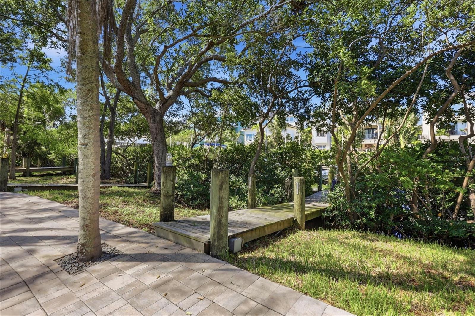 7107 HAWKS HARBOR CIR