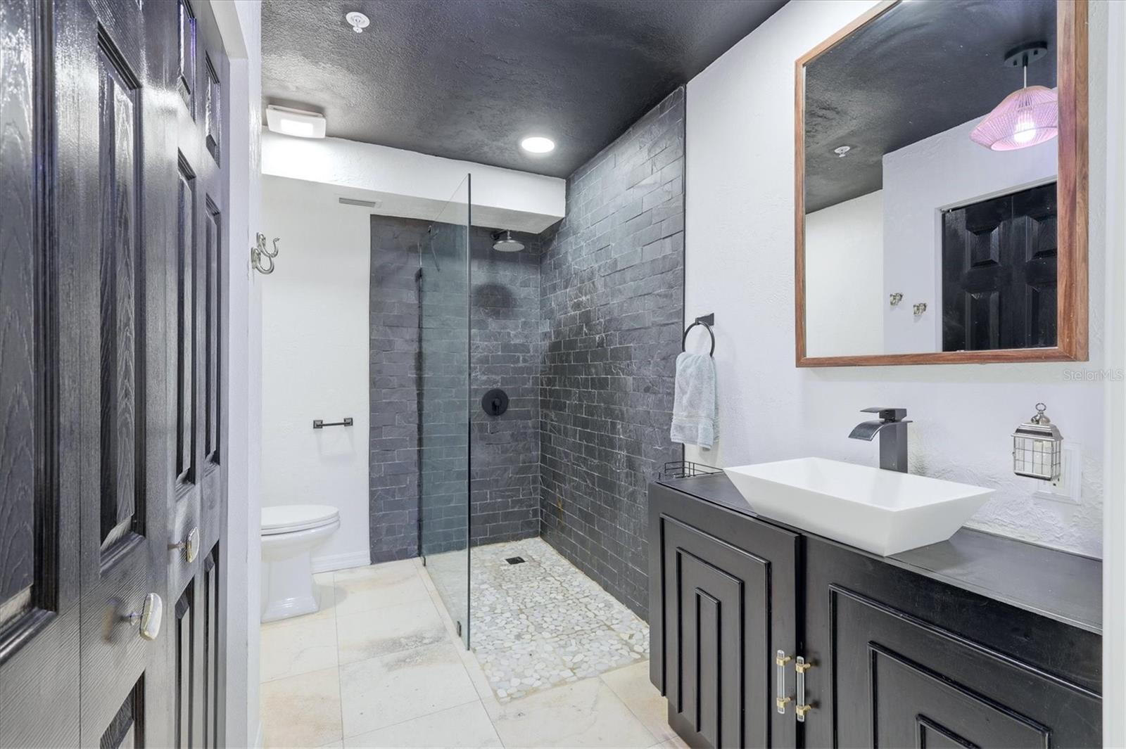 7107 HAWKS HARBOR CIR