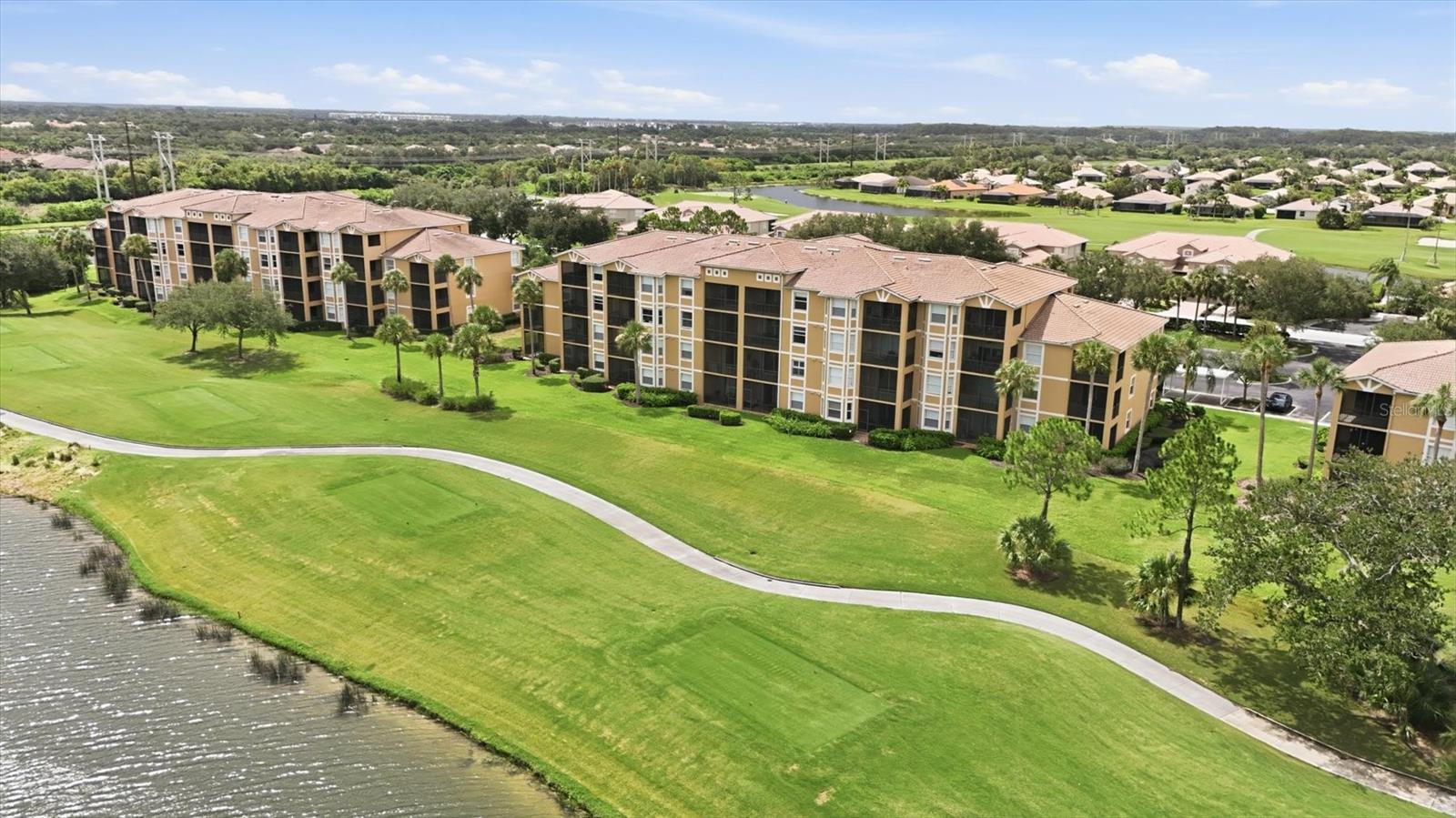 8309 GRAND ESTUARY TRL #306
