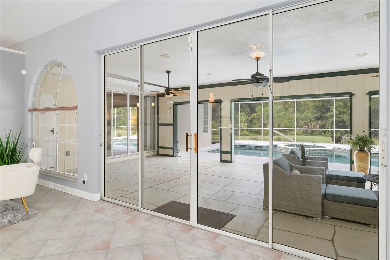 296 PINE RANCH TRL