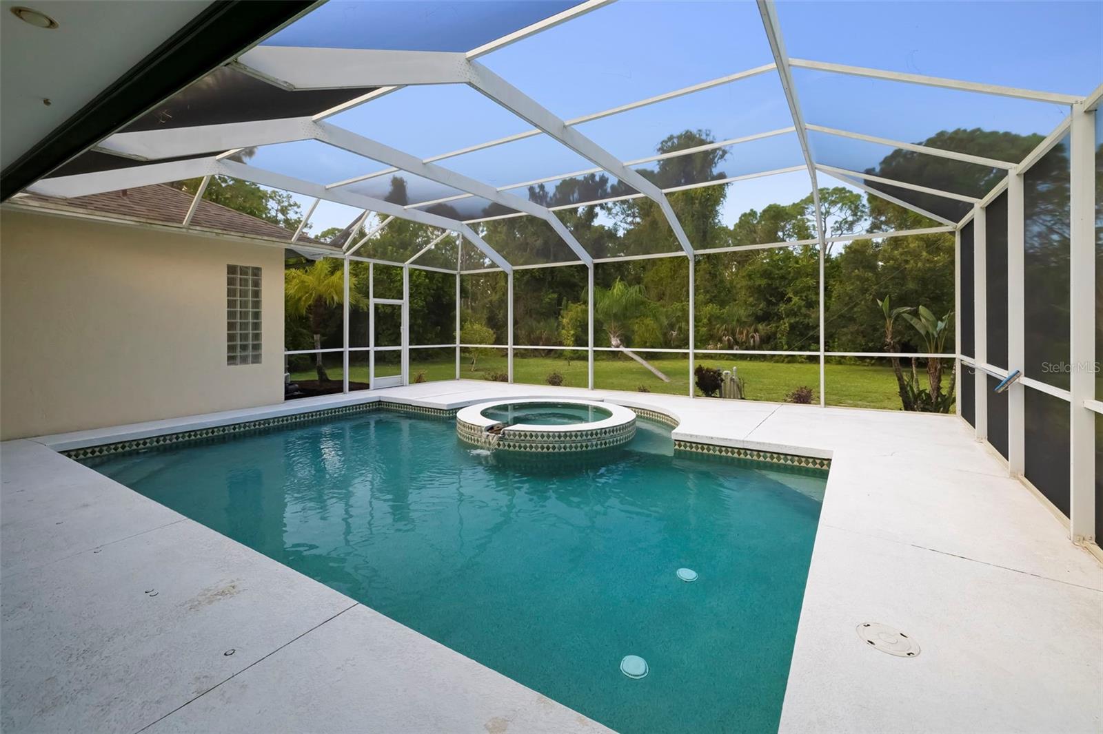 296 PINE RANCH TRL