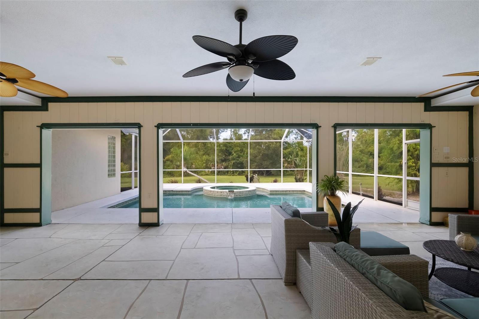 296 PINE RANCH TRL