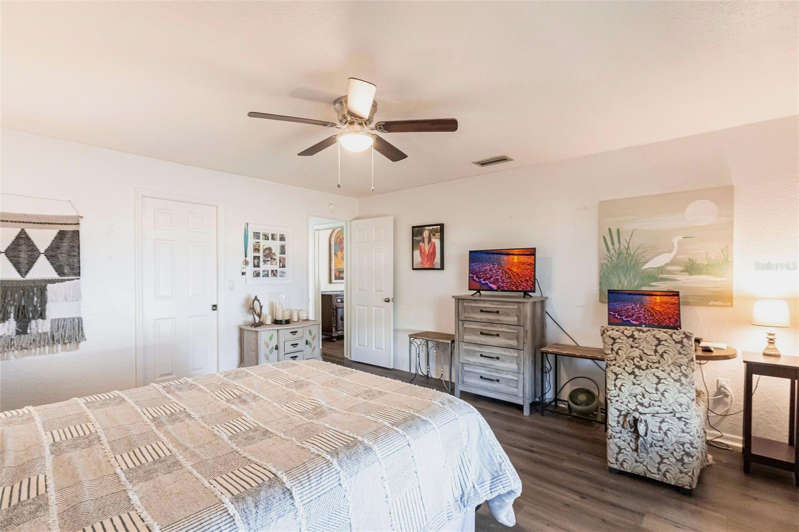 12481 SW KINGS ROW