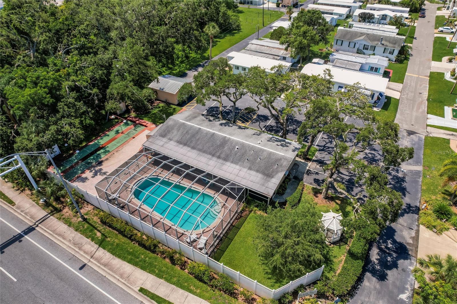 1100 UNIVERSITY PKWY #11