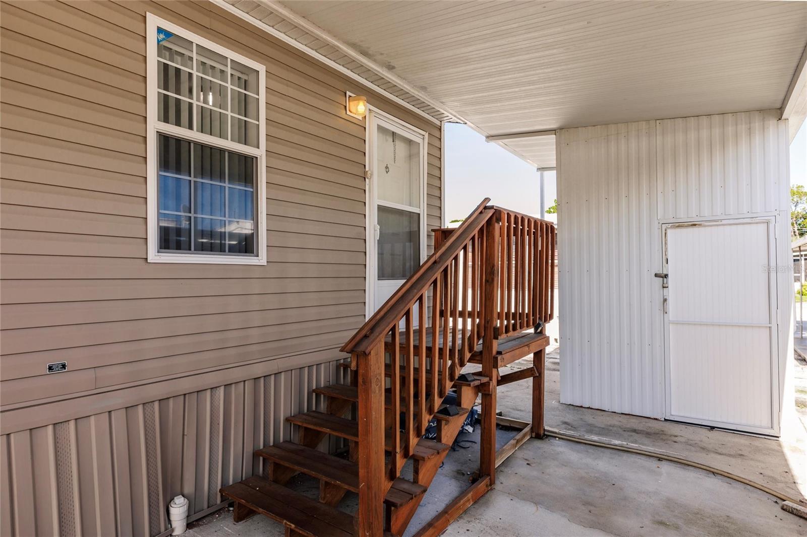 1100 UNIVERSITY PKWY #11