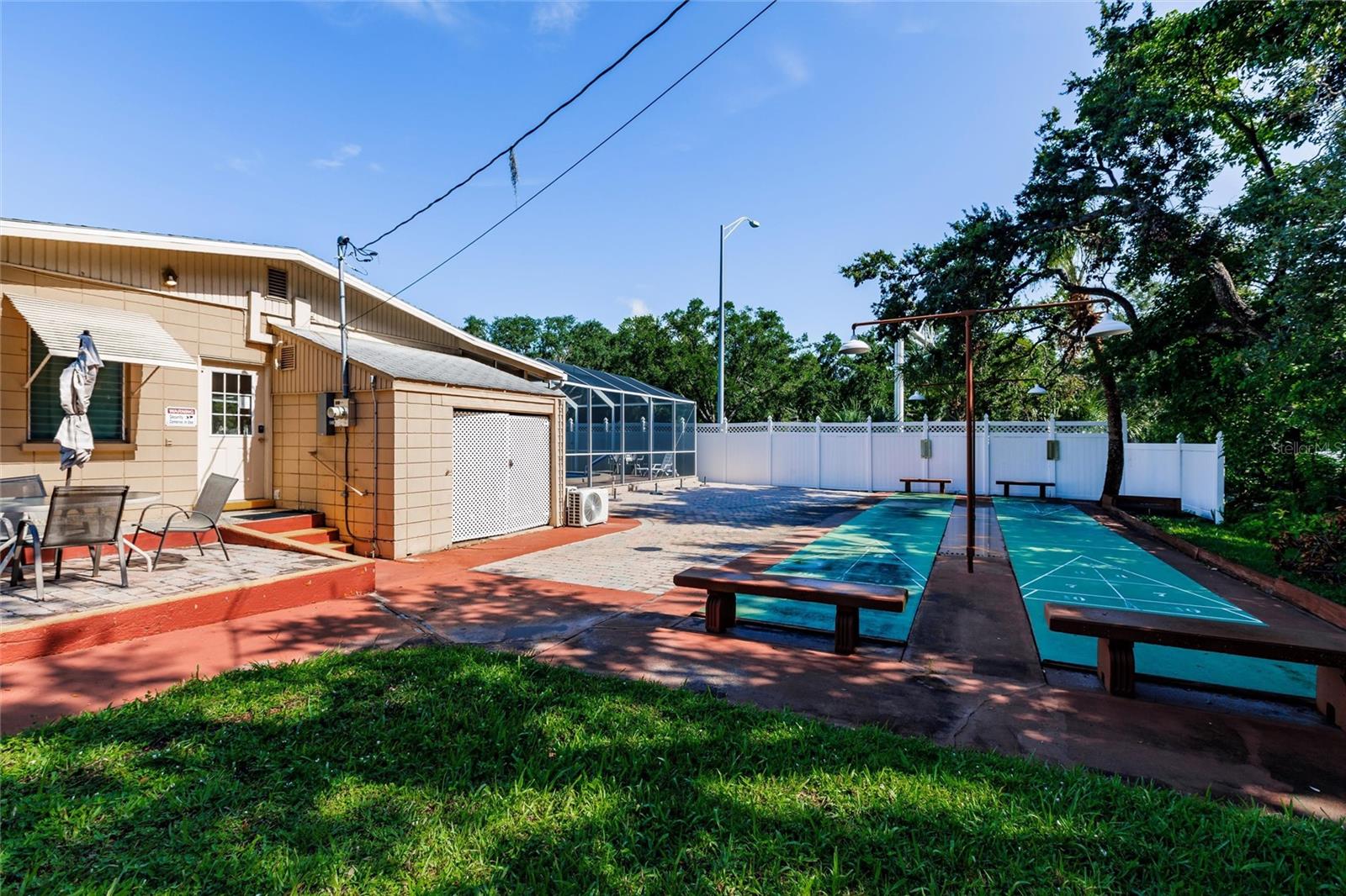 1100 UNIVERSITY PKWY #11