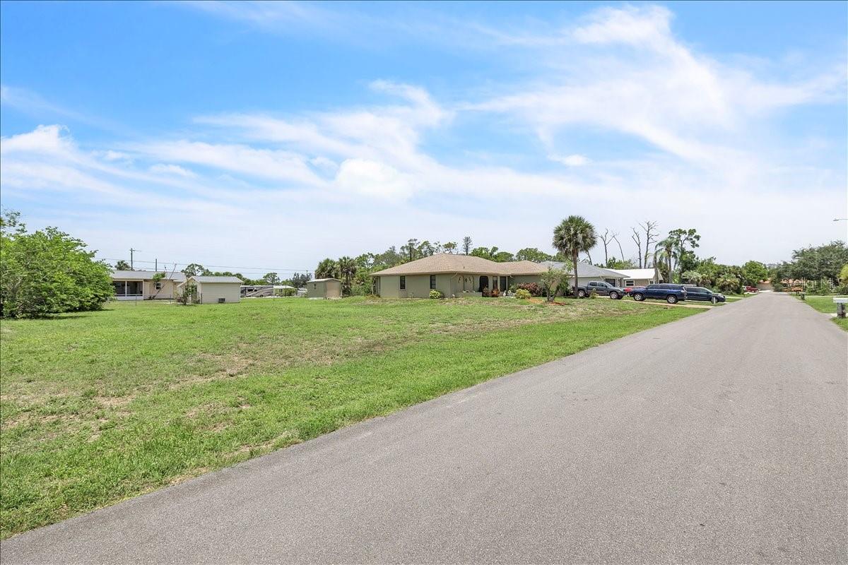 1274 CORAL LN