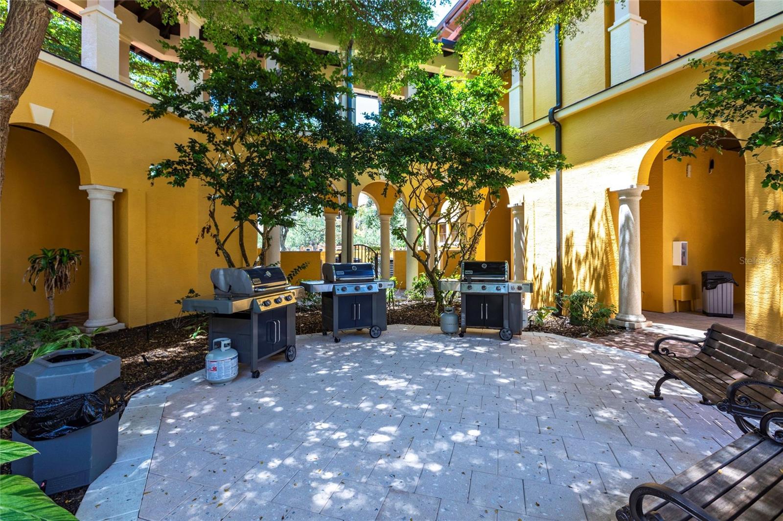 95 VIVANTE BLVD #401