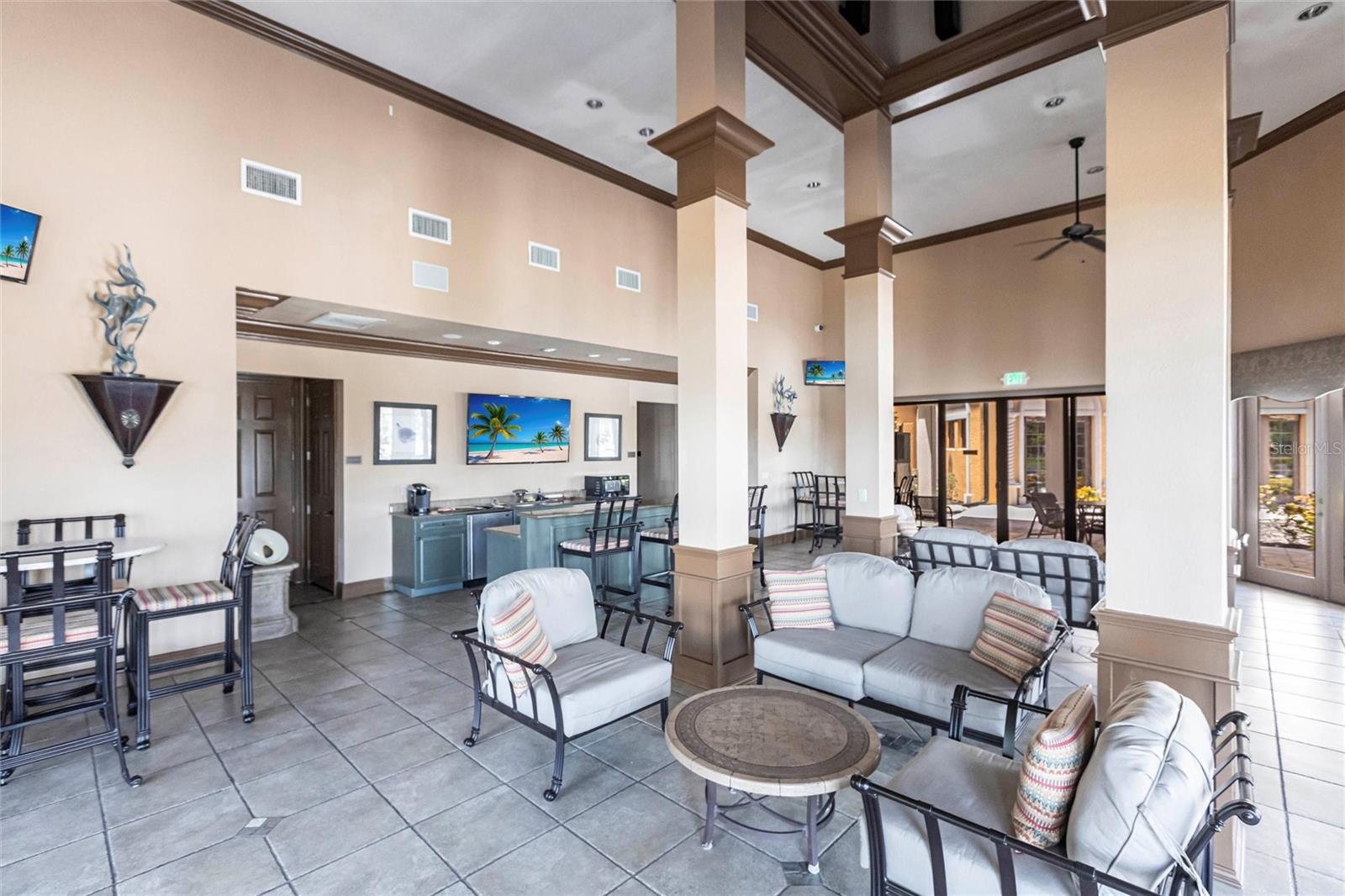 95 VIVANTE BLVD #401