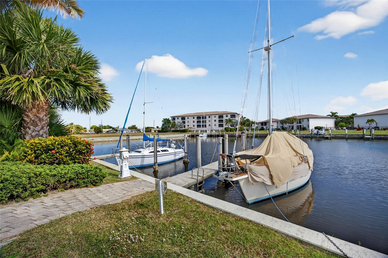 3228 WOOD THRUSH DR #113