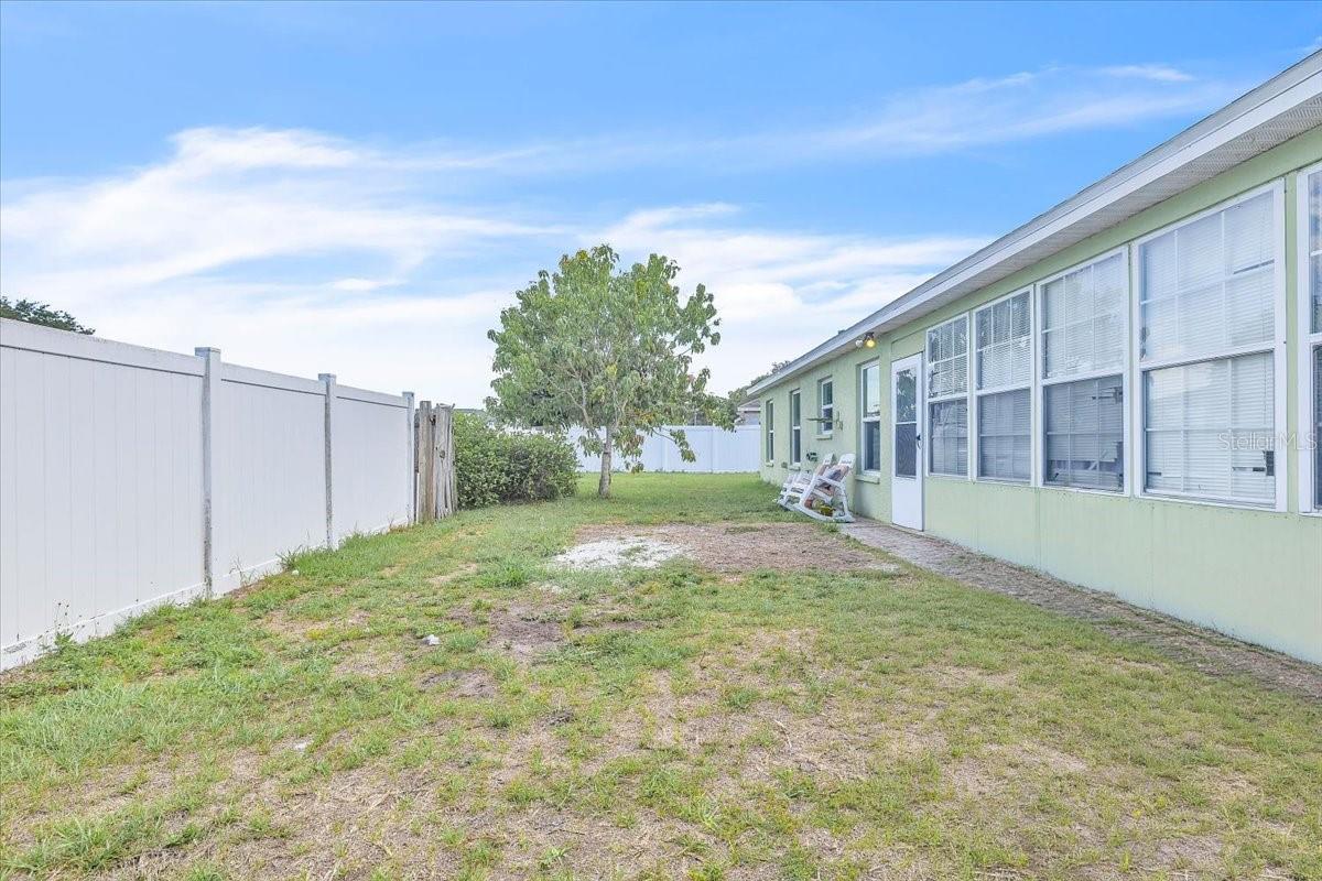 5001 22ND CT E