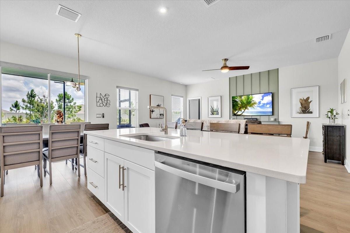 16239 S PORT HARBOR BLVD