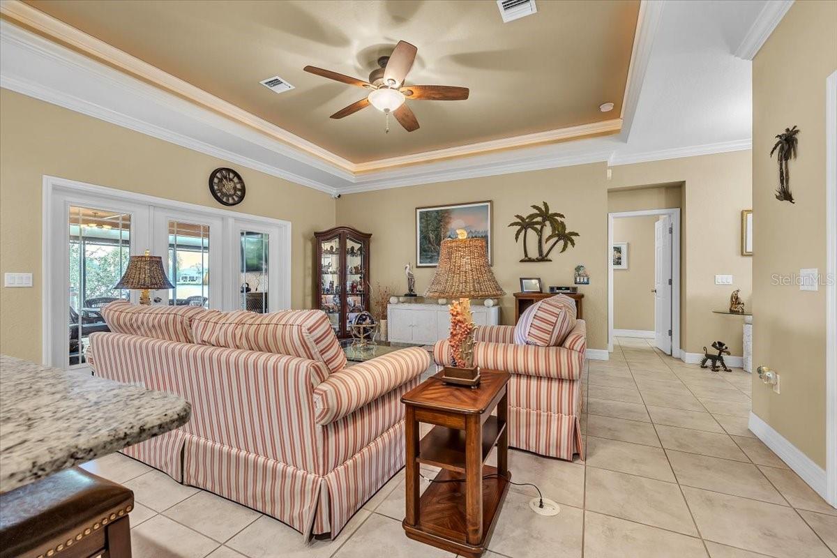 11614 SW COURTLY MANOR DR