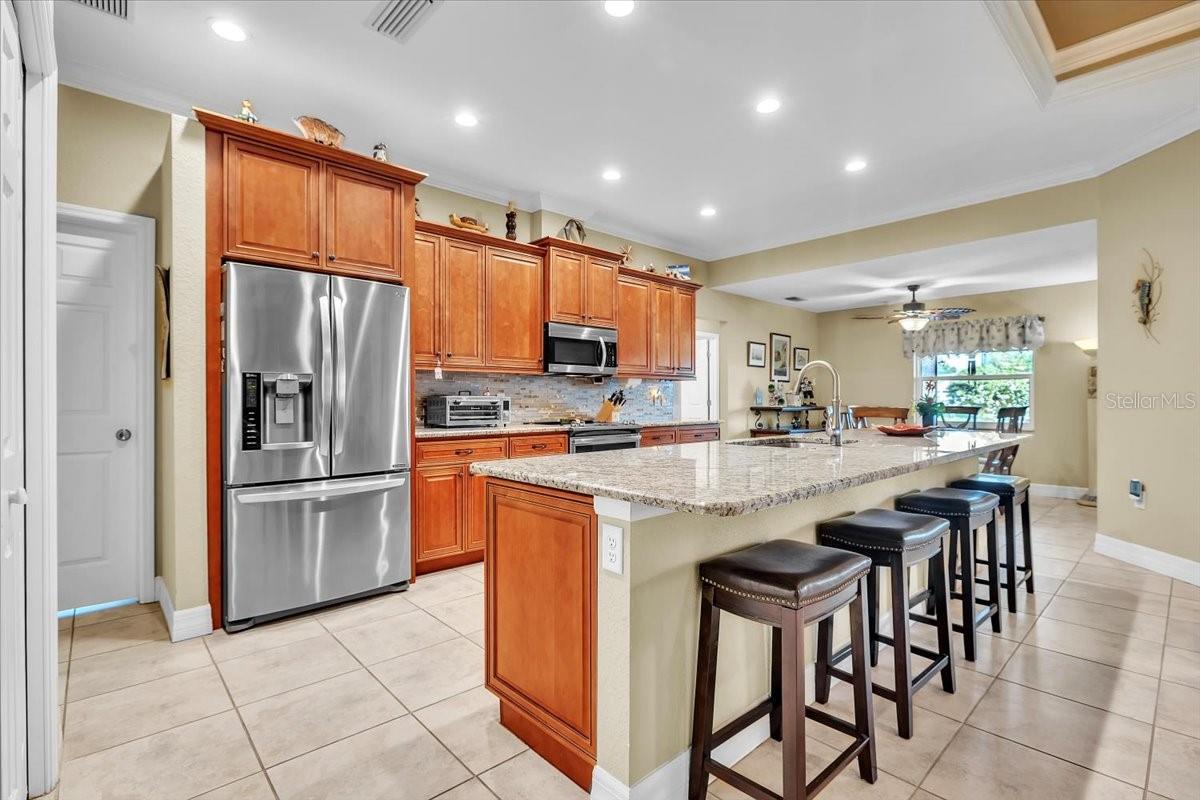 11614 SW COURTLY MANOR DR
