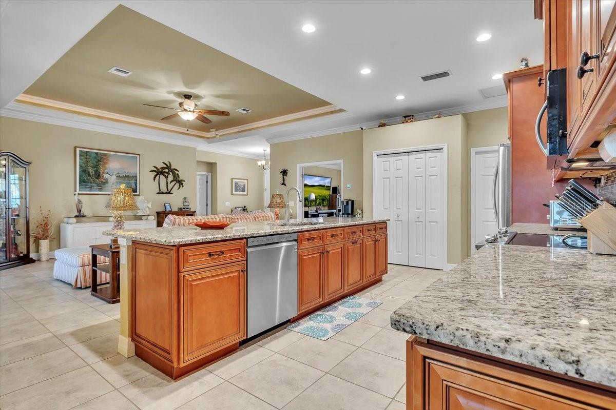 11614 SW COURTLY MANOR DR