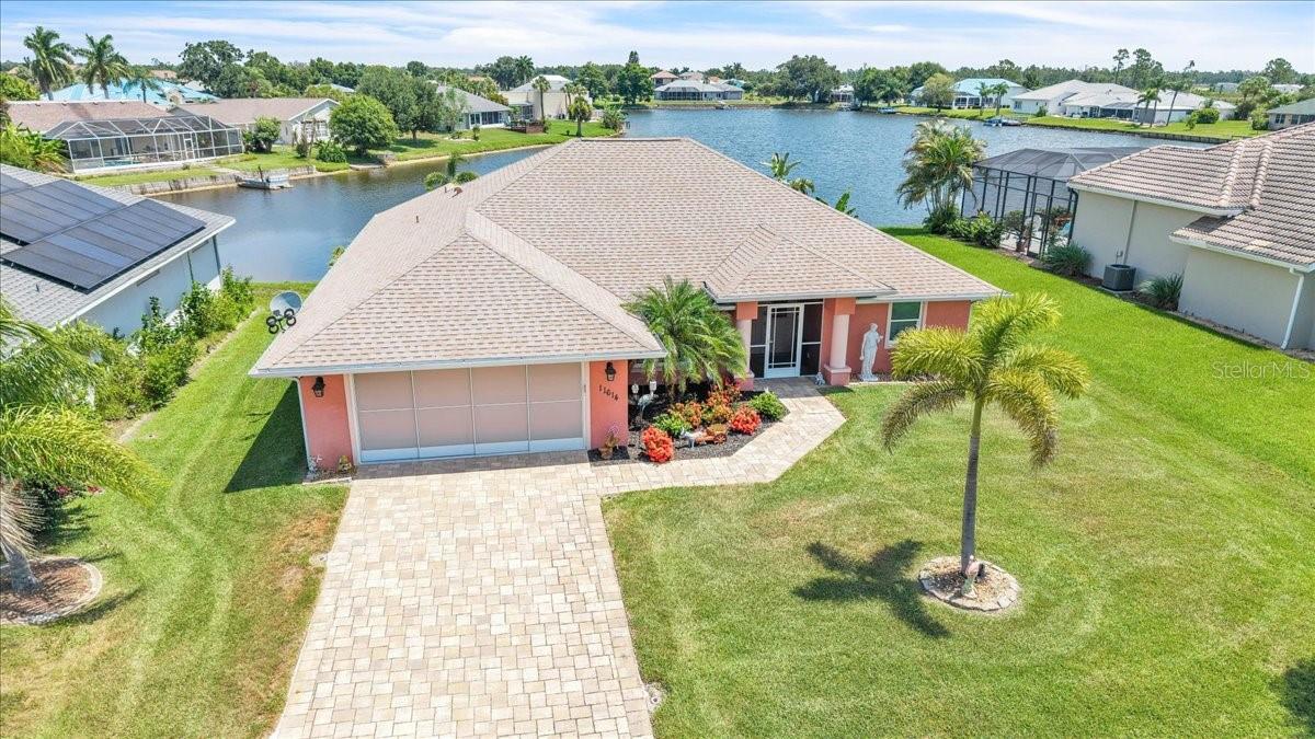 11614 SW COURTLY MANOR DR
