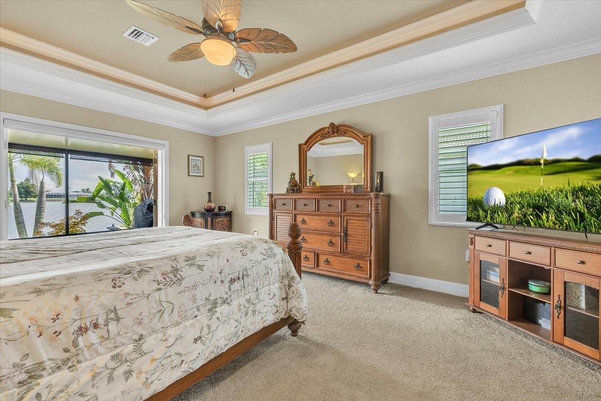 11614 SW COURTLY MANOR DR