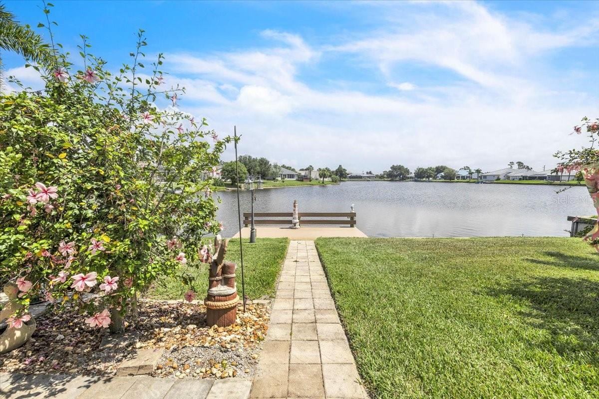 11614 SW COURTLY MANOR DR