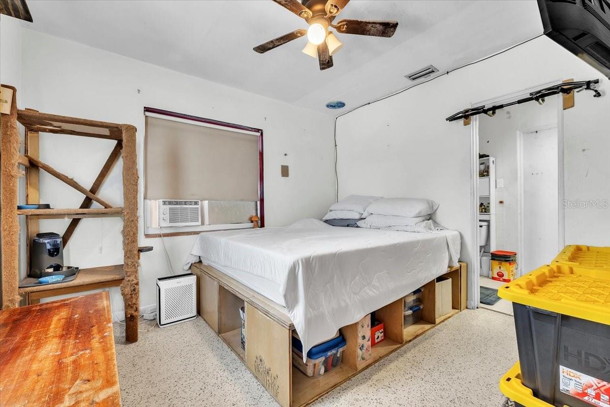 1655 DANIELS DR