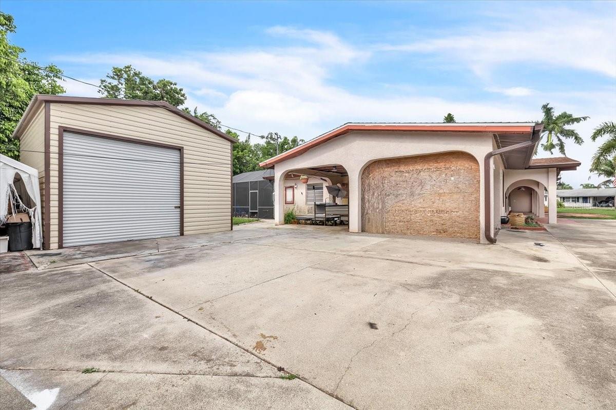 1655 DANIELS DR