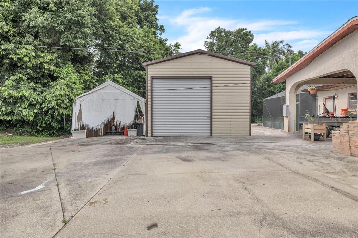 1655 DANIELS DR