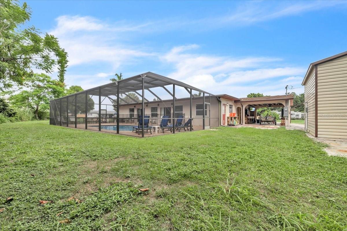 1655 DANIELS DR