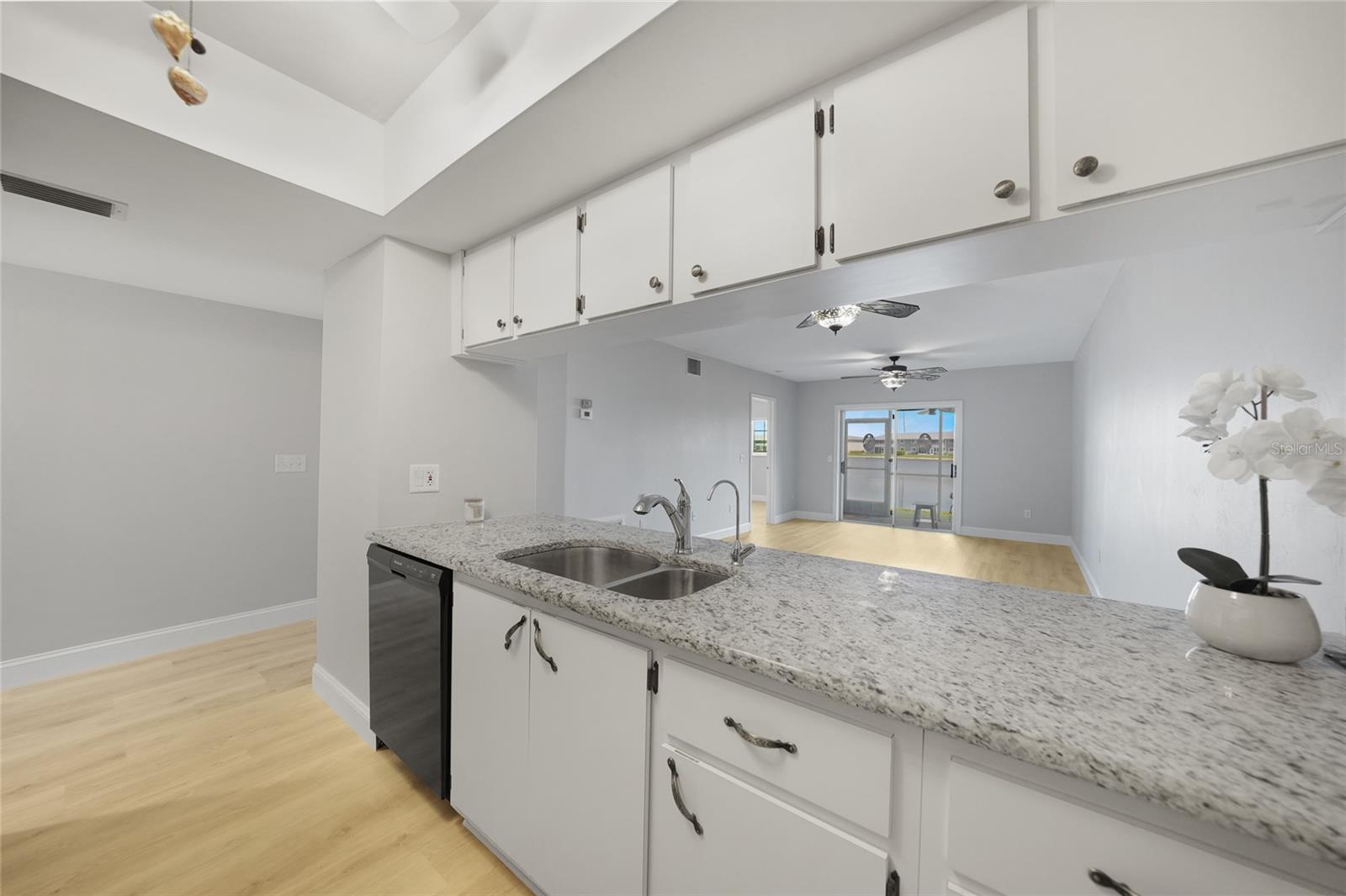 3310 LOVELAND BLVD #802