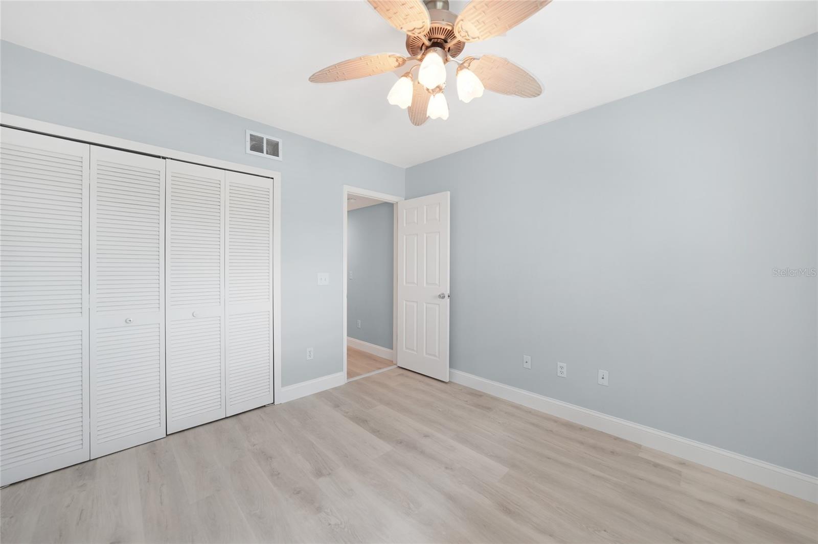 3310 LOVELAND BLVD #802