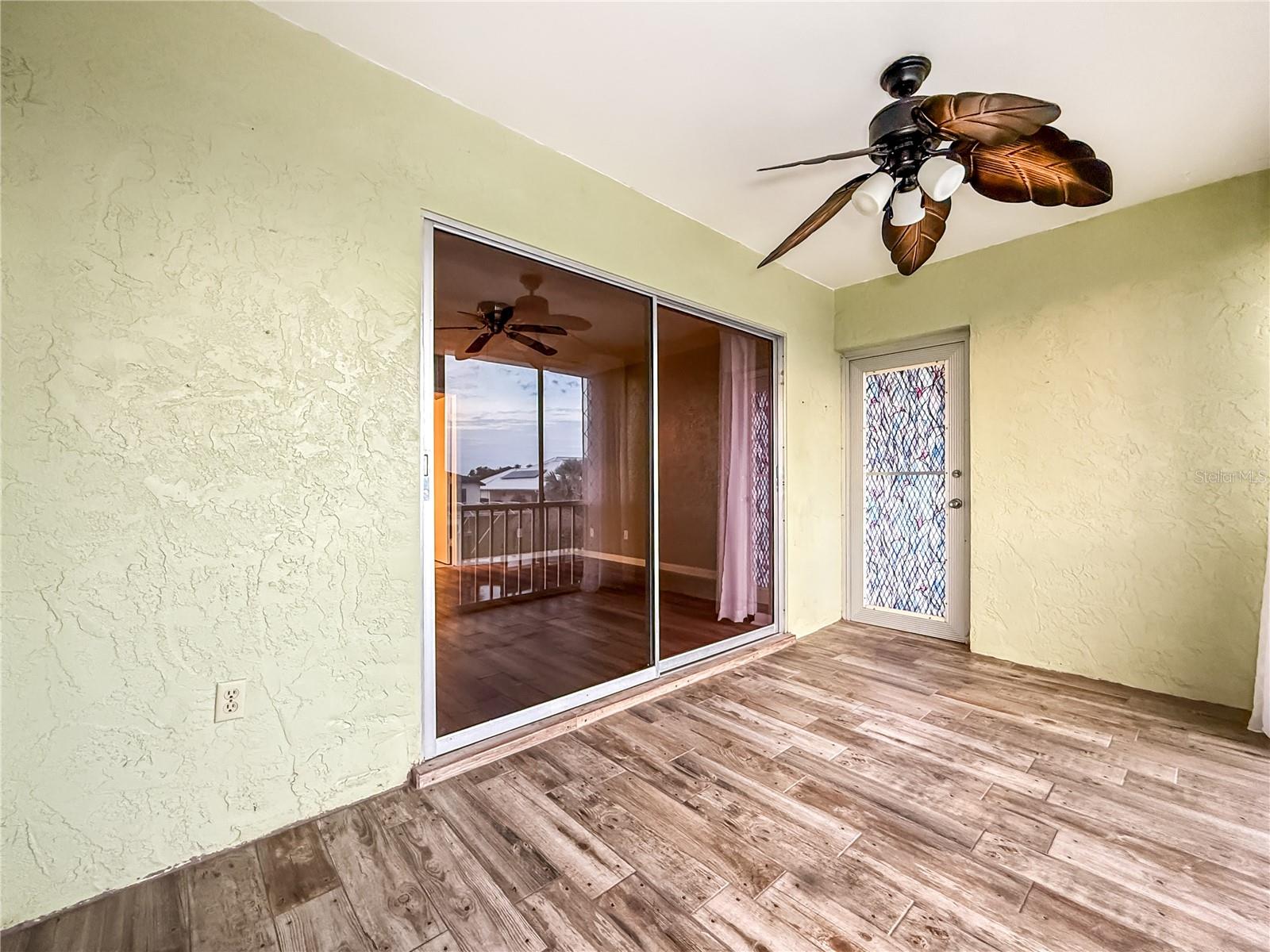 1304 MIRAMAR ST #202