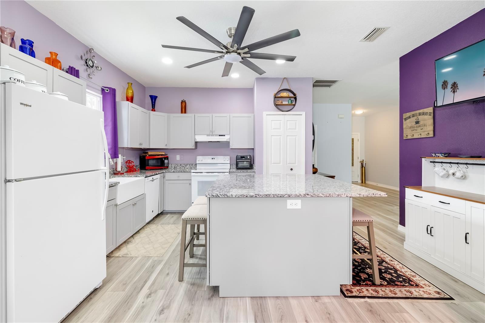 2434 BISMARCK RD