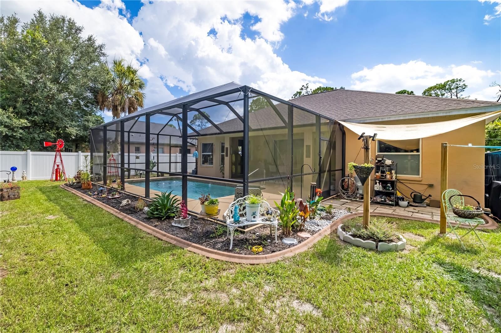 2434 BISMARCK RD