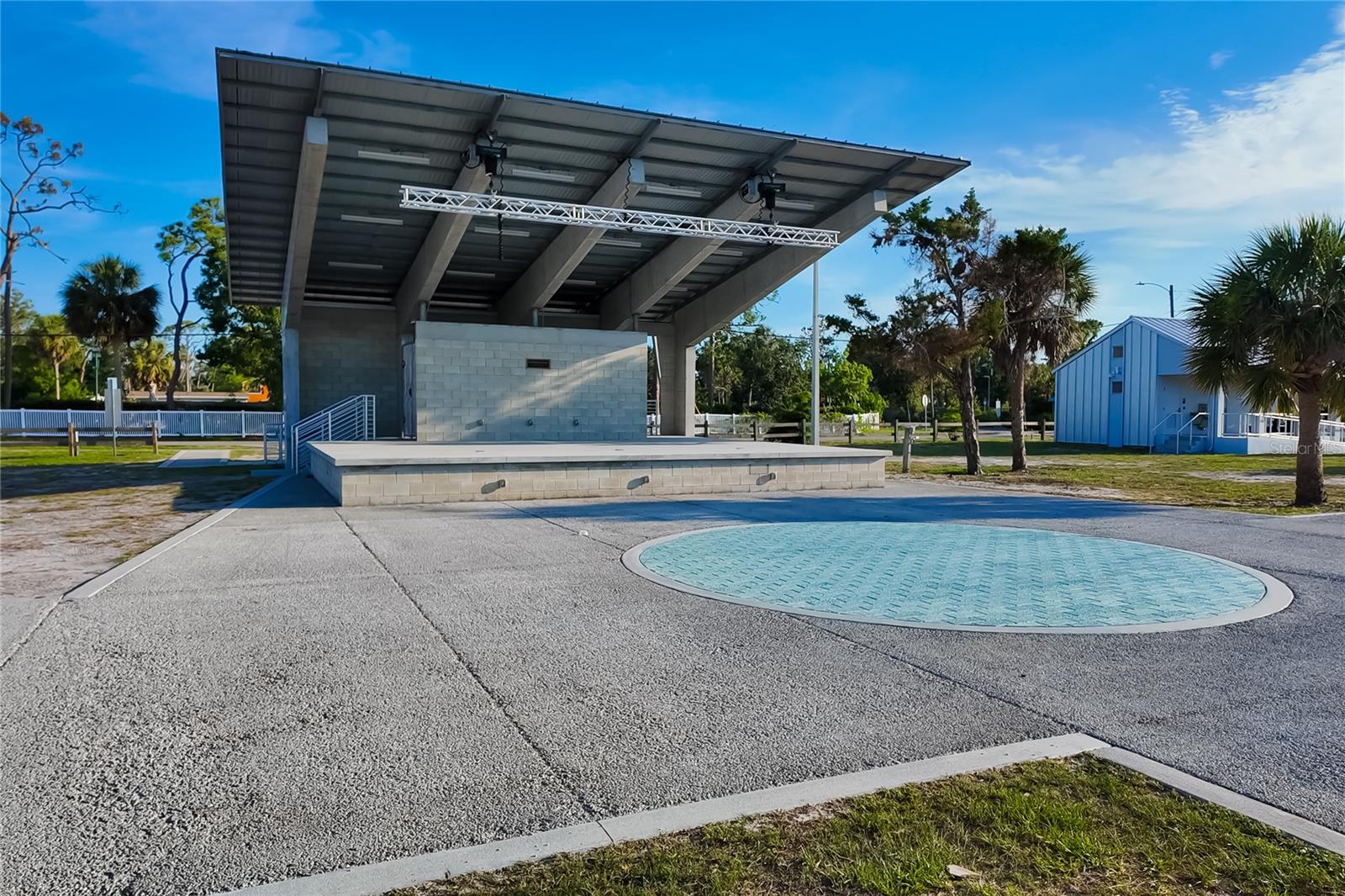 2434 BISMARCK RD