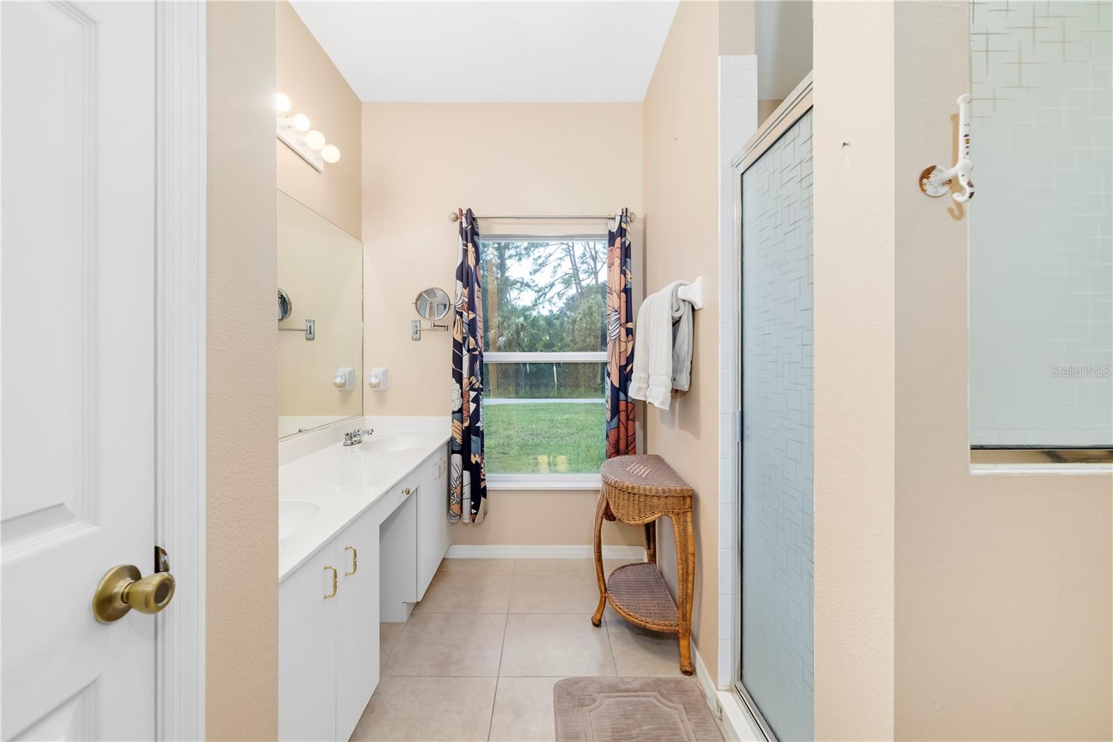 2434 BISMARCK RD