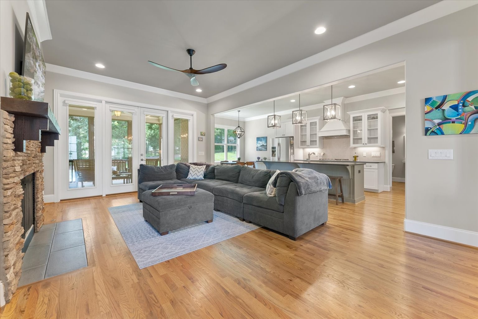 409 Melander Ct