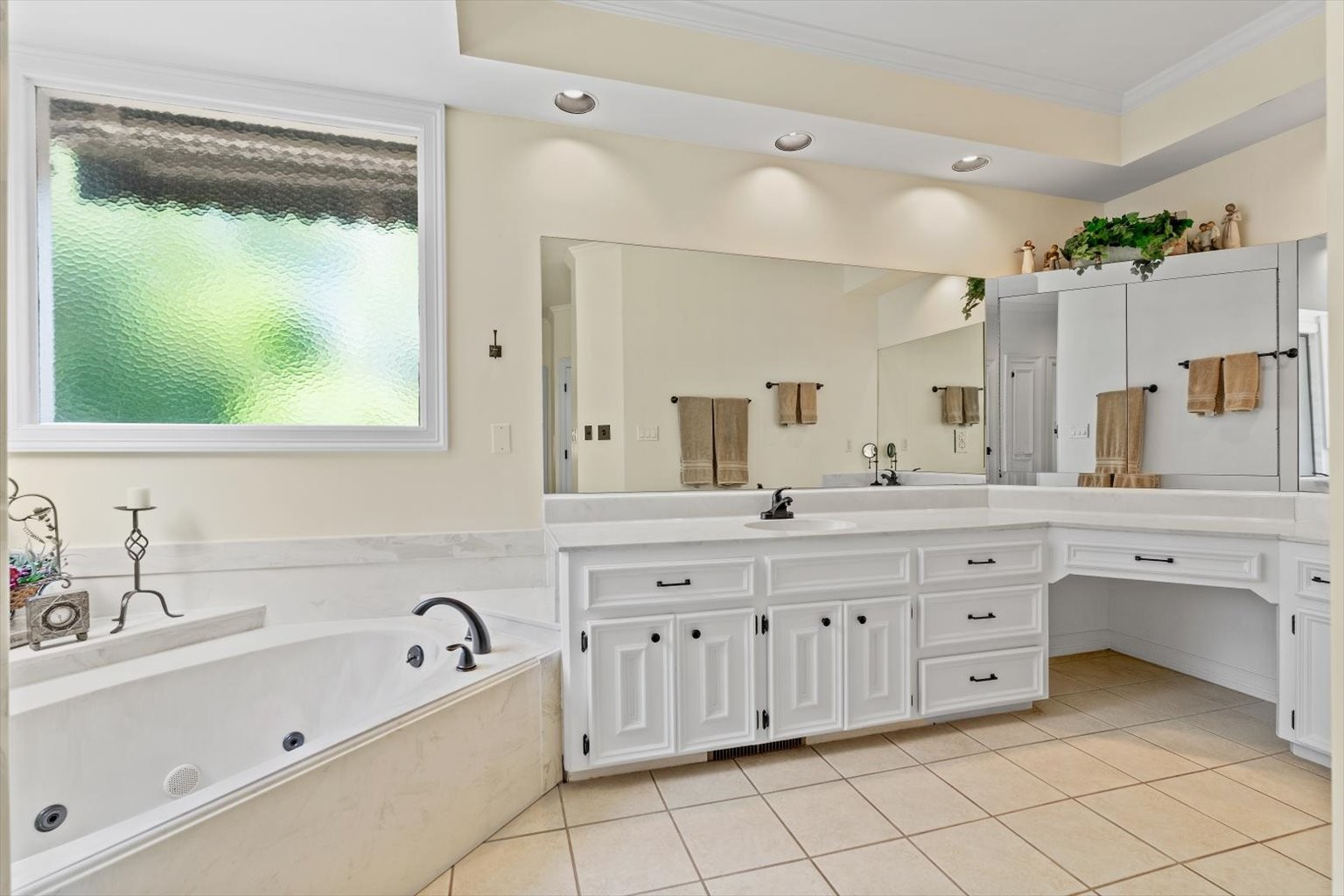 119 Sturbridge Dr