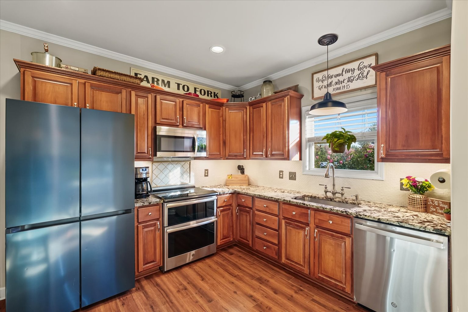 5001 Morning Dove Ln