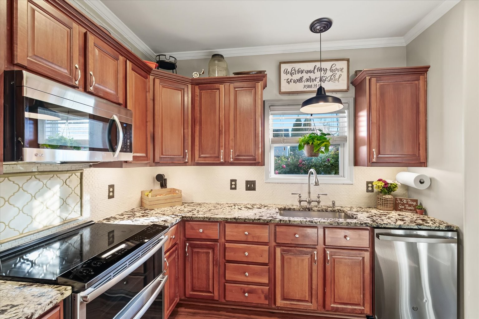 5001 Morning Dove Ln