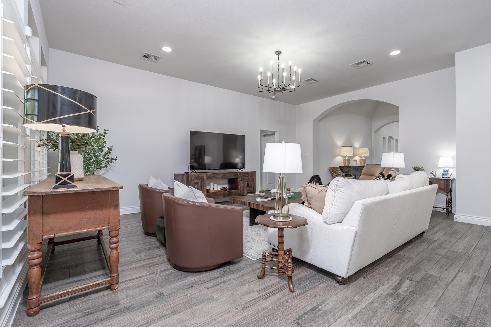 1232 Lakeside Ranch RD