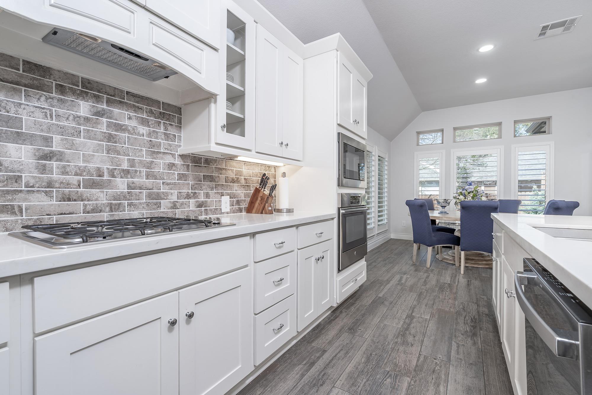 1232 Lakeside Ranch RD