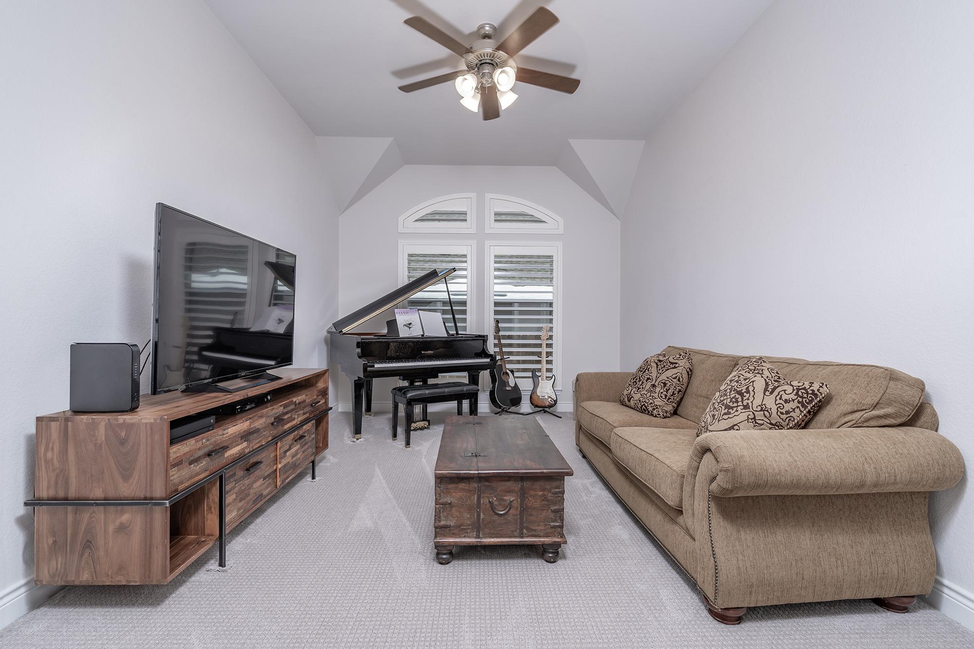 1232 Lakeside Ranch RD