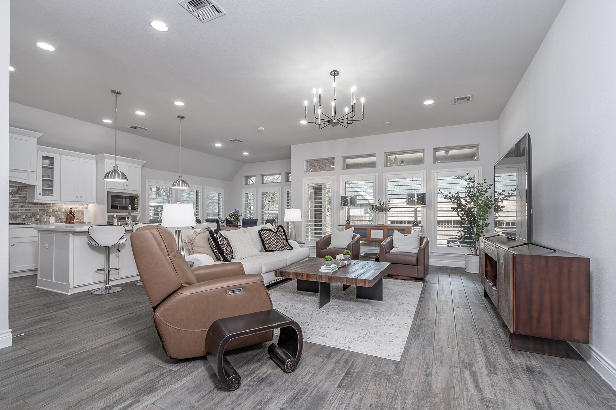 1232 Lakeside Ranch RD