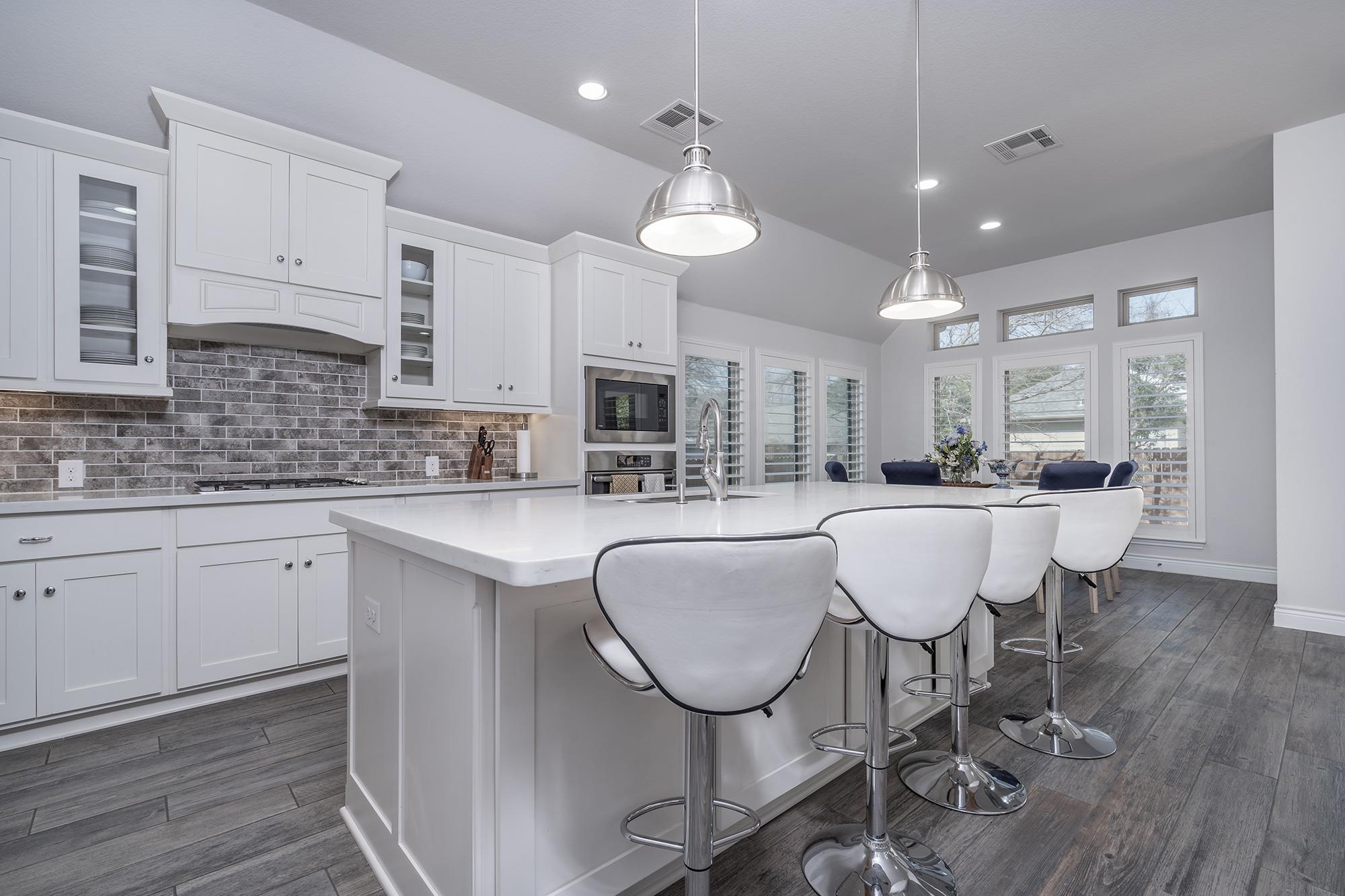 1232 Lakeside Ranch RD