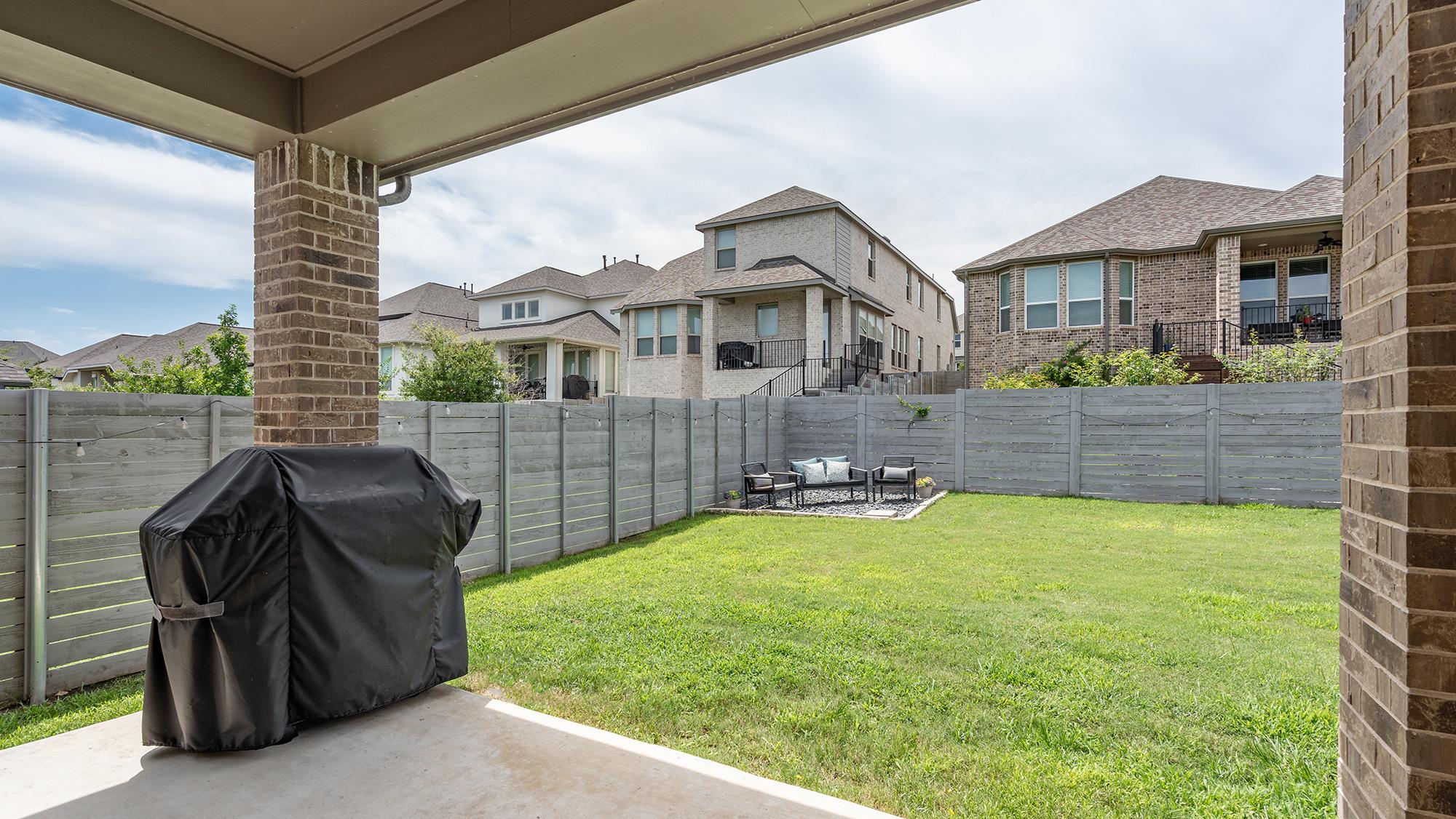 1101 Sendero TRL