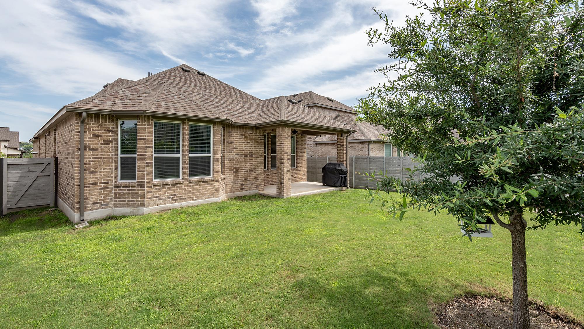 1101 Sendero TRL