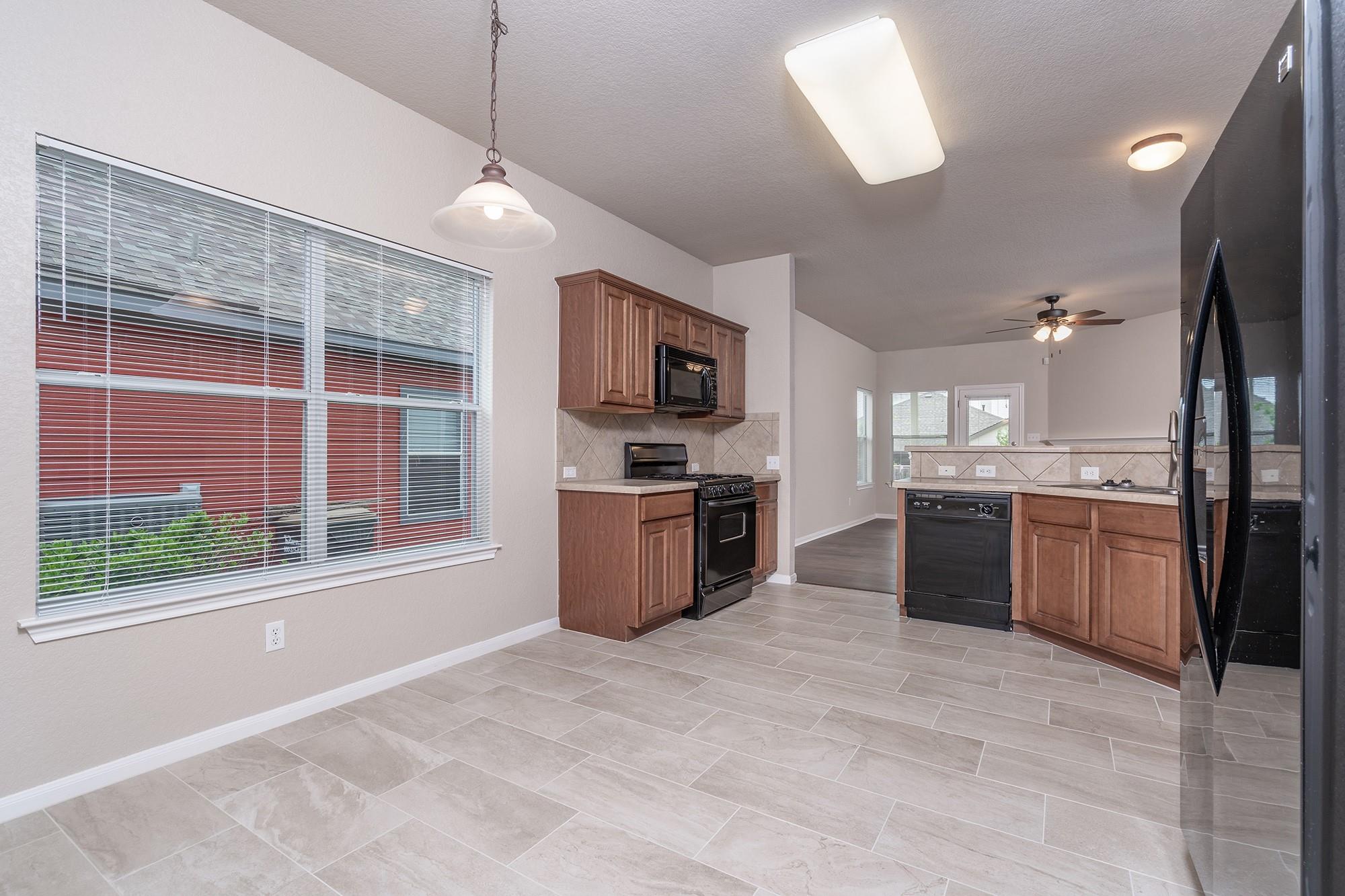 806 Bedford CT