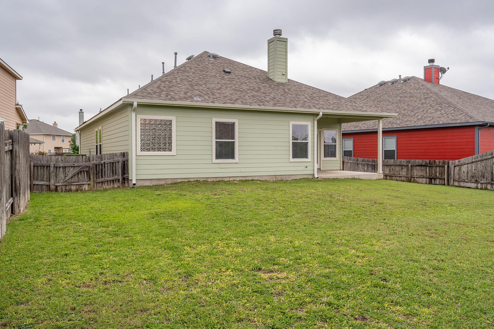 806 Bedford CT