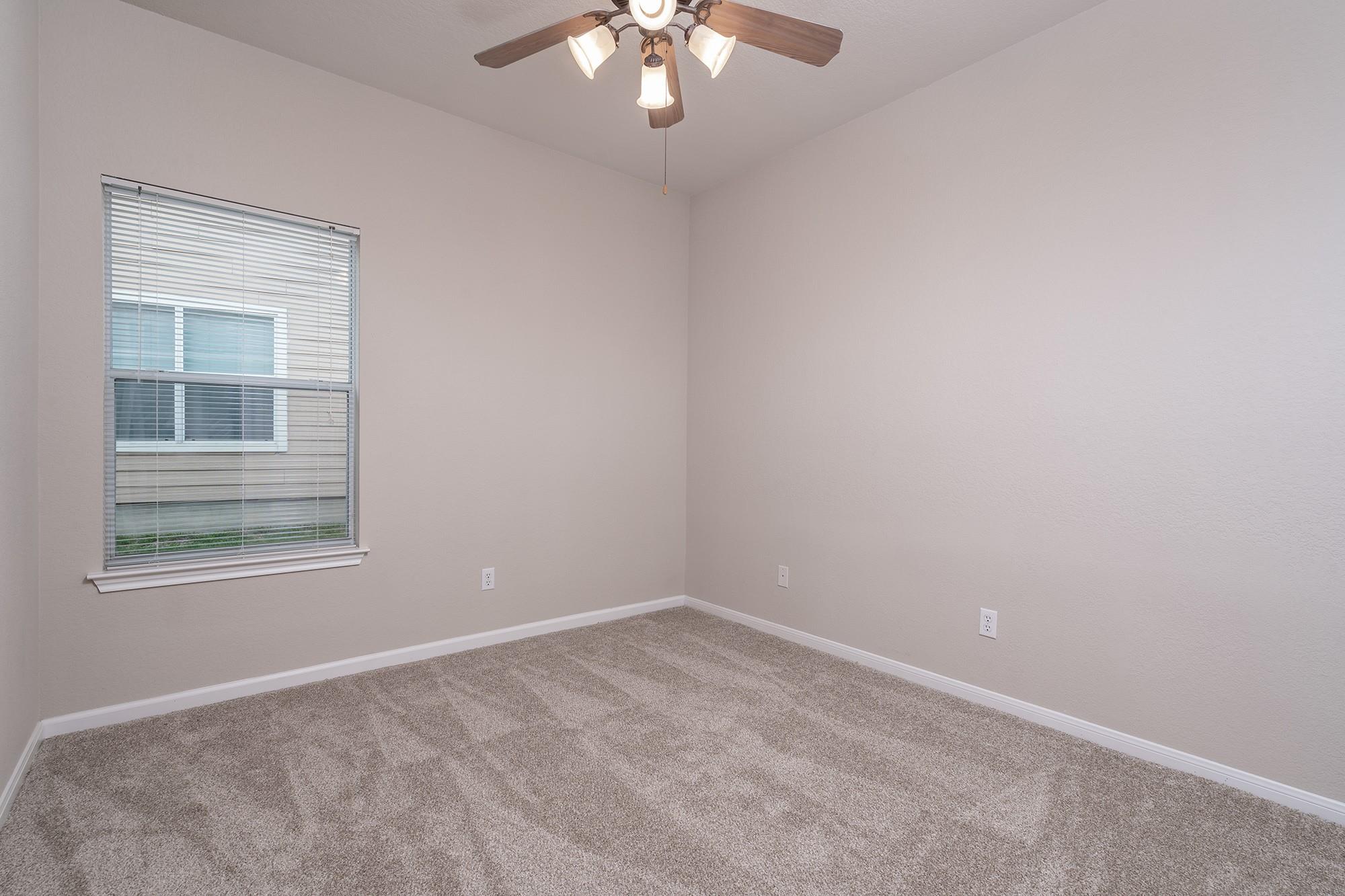 806 Bedford CT