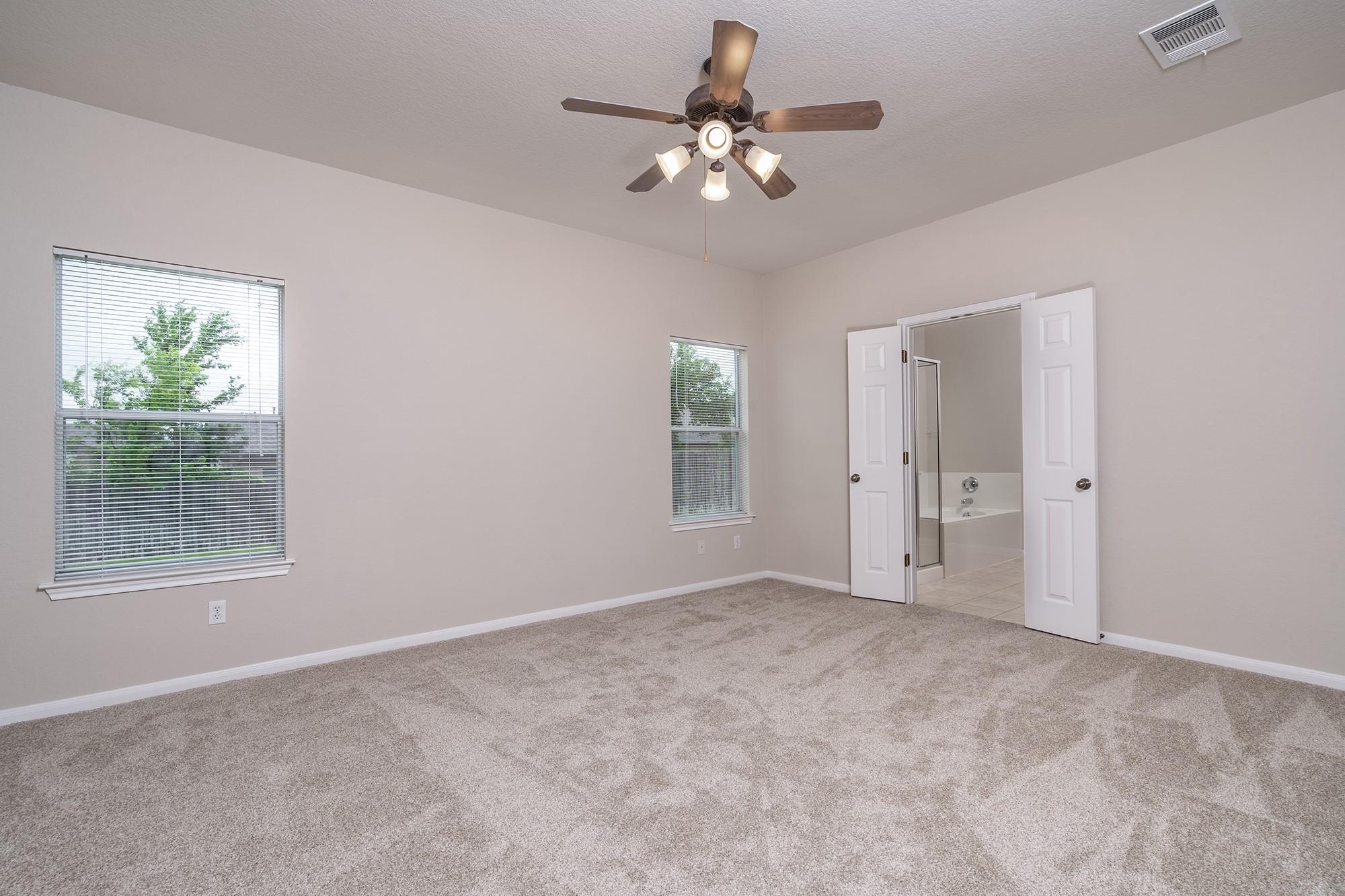 806 Bedford CT
