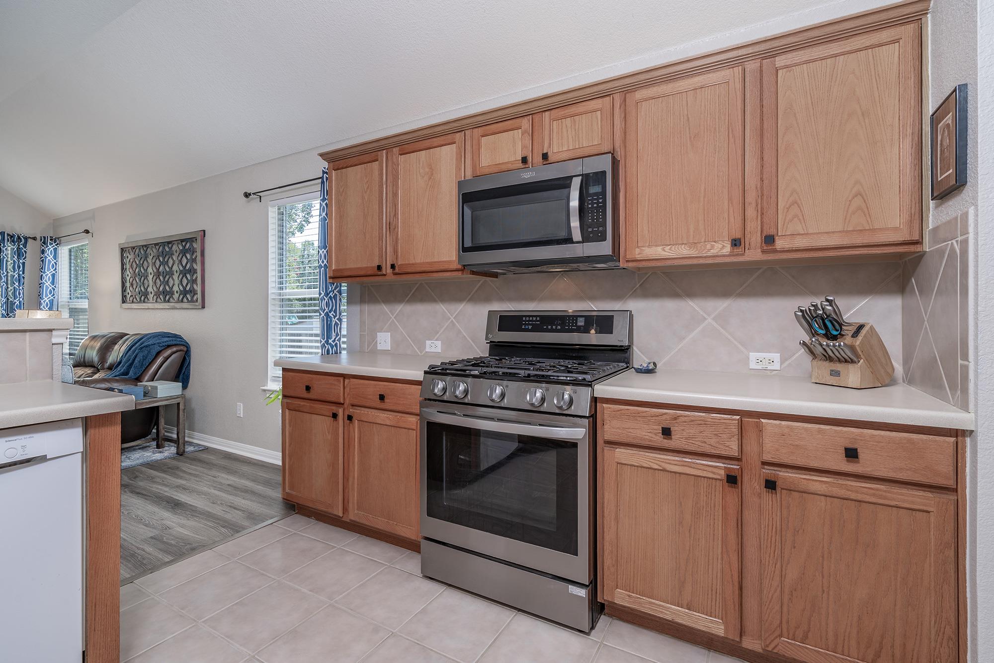 504 Sherwood CT